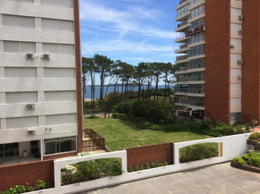 Отель Playa Mansa Parada 8  Пунта-Дель-Эсте